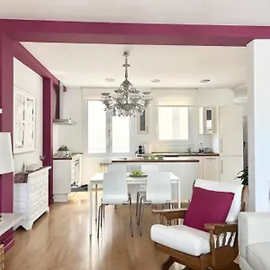 https://moderno-y-amplio-apartamento-en-el-centro-de-17480.catalonia-hotels.com